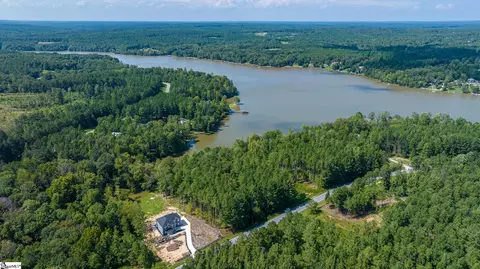 930 Eagles Harbor Dr, Hodges, SC 29653 photo 6