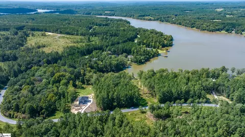 930 Eagles Harbor Dr, Hodges, SC 29653 photo 10