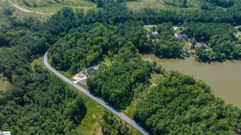 930 Eagles Harbor Dr, Hodges, SC 29653 photo 11