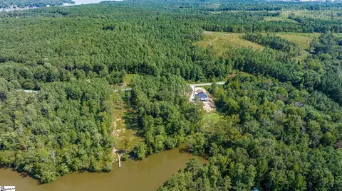 930 Eagles Harbor Dr, Hodges, SC 29653 photo 7