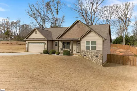 101 Stockton Ln, Moore, SC 29369