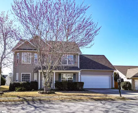 111 Kingsdale Ct, Simpsonville, SC 29680