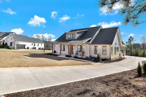 144 Jericho Cir, Williamston, SC 29697 photo 3