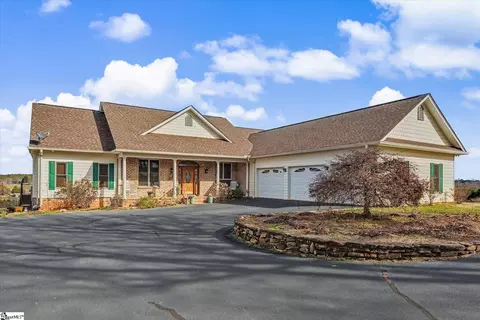 122 Skyview Dr, Walhalla, SC 29691 photo 2