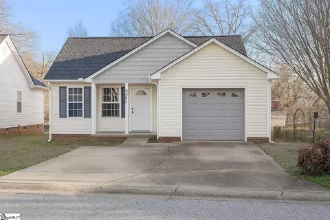204 Cosmic Ct, Greer, SC 29651