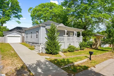 38 4th Ave, Greenville, SC 29611