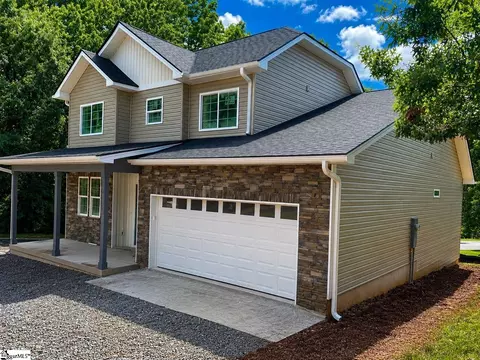 405 Landstone Ter, Boiling Springs, SC 29316