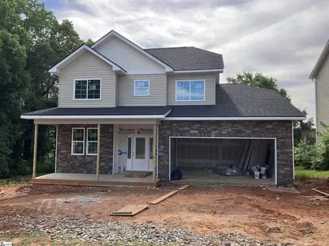 405 Landstone Ter, Boiling Springs, SC 29316