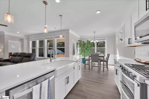 Kitchen - 108 Gretta Trl, Pendleton, SC 29670 photo 4 of 4