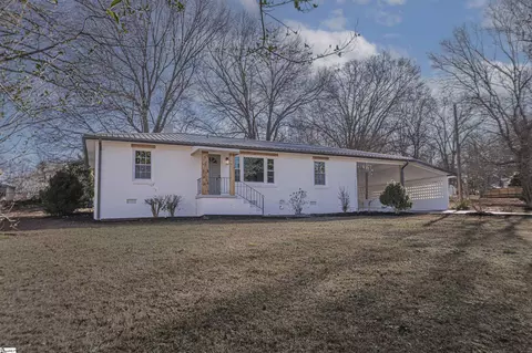 318 Elljean Rd, Easley, SC 29640