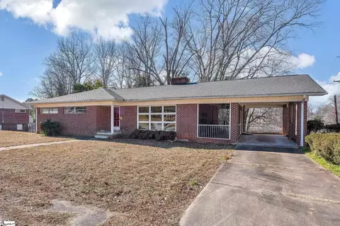 100 Culbreath Heights Dr, Union, SC 29379