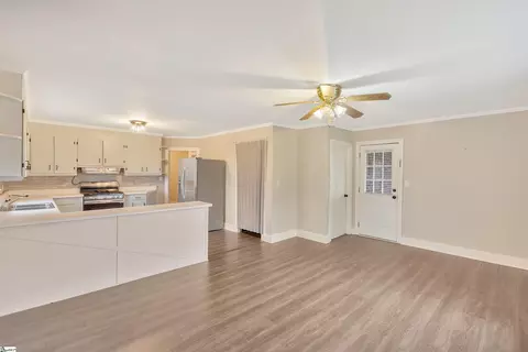 701 W Greer St, Honea Path, SC 29654 photo 13