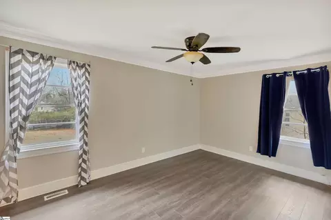 701 W Greer St, Honea Path, SC 29654 photo 18