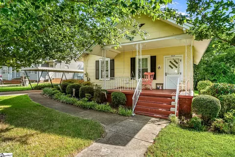304 S 6th St, Easley, SC 29640 photo 3