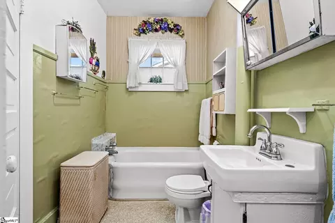 304 S 6th St, Easley, SC 29640 photo 17