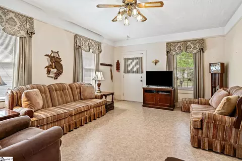 304 S 6th St, Easley, SC 29640 photo 5