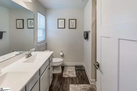 57 Wiltshire Cir, Easley, SC 29642 photo 9