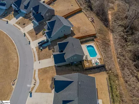 57 Wiltshire Cir, Easley, SC 29642 photo 17