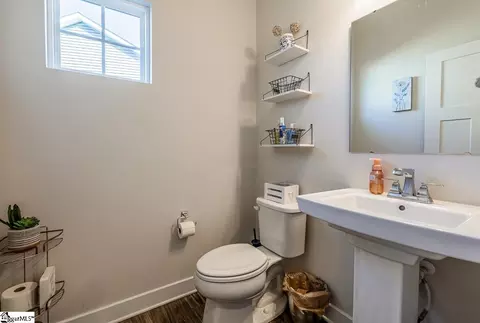 57 Wiltshire Cir, Easley, SC 29642 photo 3