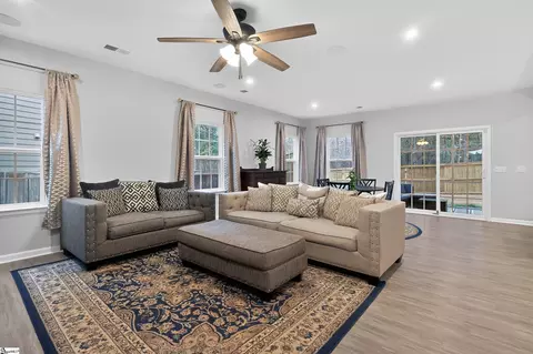 662 Windward Ln, Duncan, SC 29334 photo 9