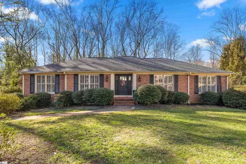 108 Sandy Creek Ct, Greer, SC 29650