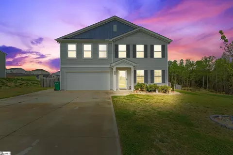 7239 Clemie Ct, Boiling Springs, SC 29316