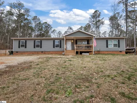 259 Country Estates Rd, Fountain Inn, SC 29644