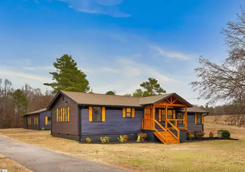375 Berry Rd, Pelzer, SC 29669