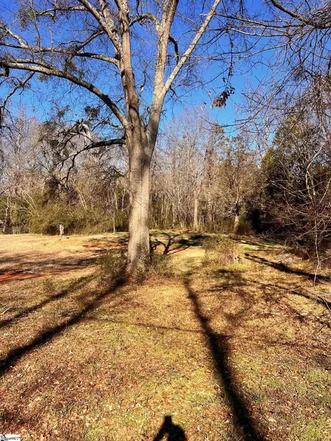 113 Piedmont Golf Course Rd, Piedmont, SC 29673