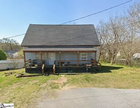 14 Mccaughrin St, Pelzer, SC 29669