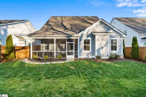 Exterior - 568 Backacre Ct, Greer, SC 29651 photo 8 of 9