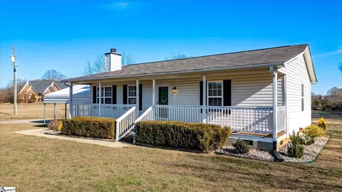 150 Donald Rd, Pelzer, SC 29669