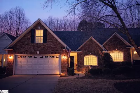 426 Windbrook Cir, Greenville, SC 29615