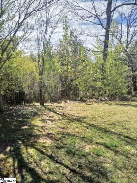 223 Hillsboro Trce, Spartanburg, SC 29301