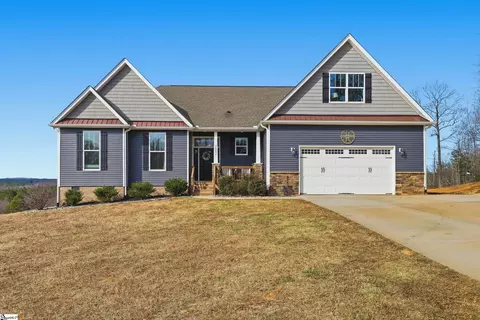 122 Sand Creek Dr, Liberty, SC 29657