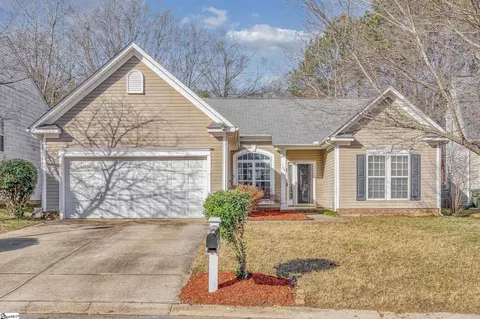 104 Morell Dr, Simpsonville, SC 29681