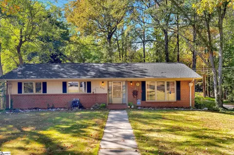 500 Stewart Dr, Easley, SC 29640