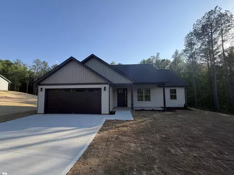 173 Susans Rd, Gaffney, SC 29341