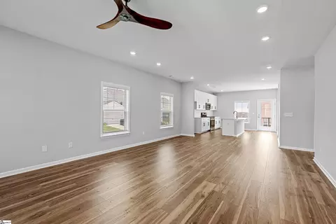Living - 33 Leander Dr, Greer, SC 29651 photo 3 of 5