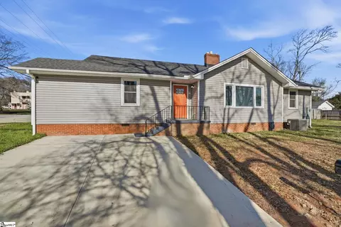 112 E Parker Rd, Greenville, SC 29611