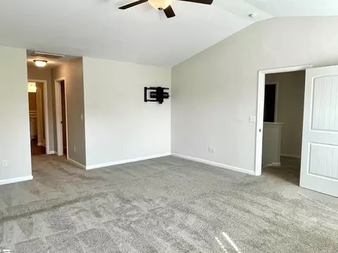 Bedroom - 105 Viewmont Dr, Duncan, SC 29334 photo 3 of 3