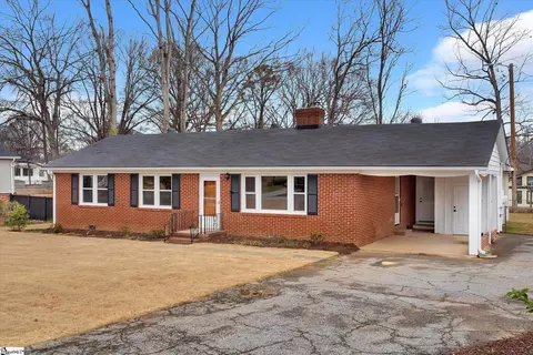 314 Vine Hill Rd, Greenville, SC 29607