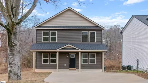 356 W Caroline St, Greenville, SC 29611