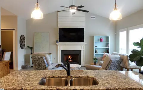 Kitchen - 40 Dendy St # A, Pelzer, SC 29669 photo 4 of 4