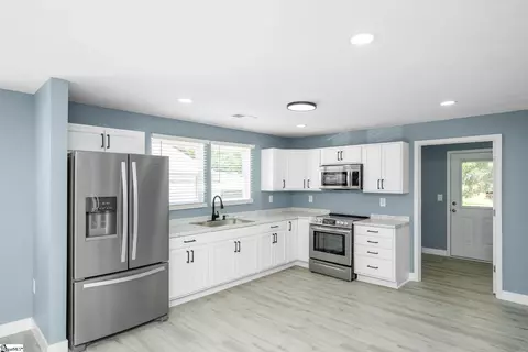 Kitchen - 200 Mcdaniel Ave, Greer, SC 29651 photo 1 of 1