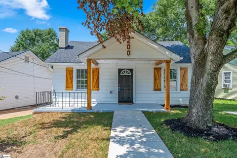 200 Mcdaniel Ave, Greer, SC 29651
