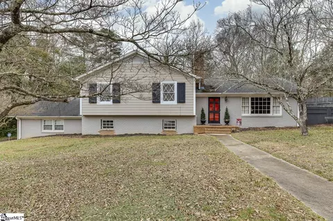 106 Mckinney Dr, Greenville, SC 29615