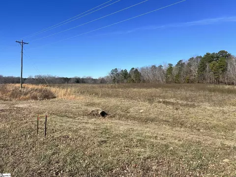 9901 Augusta Rd, Pelzer, SC 29669 photo 11
