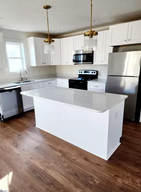 Kitchen - 140 Broadus St, Greer, SC 29651 photo 6 of 6