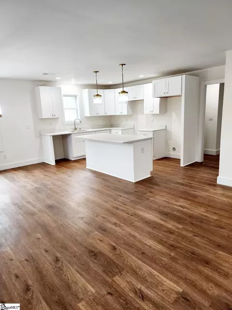 Kitchen - 140 Broadus St, Greer, SC 29651 photo 5 of 6
